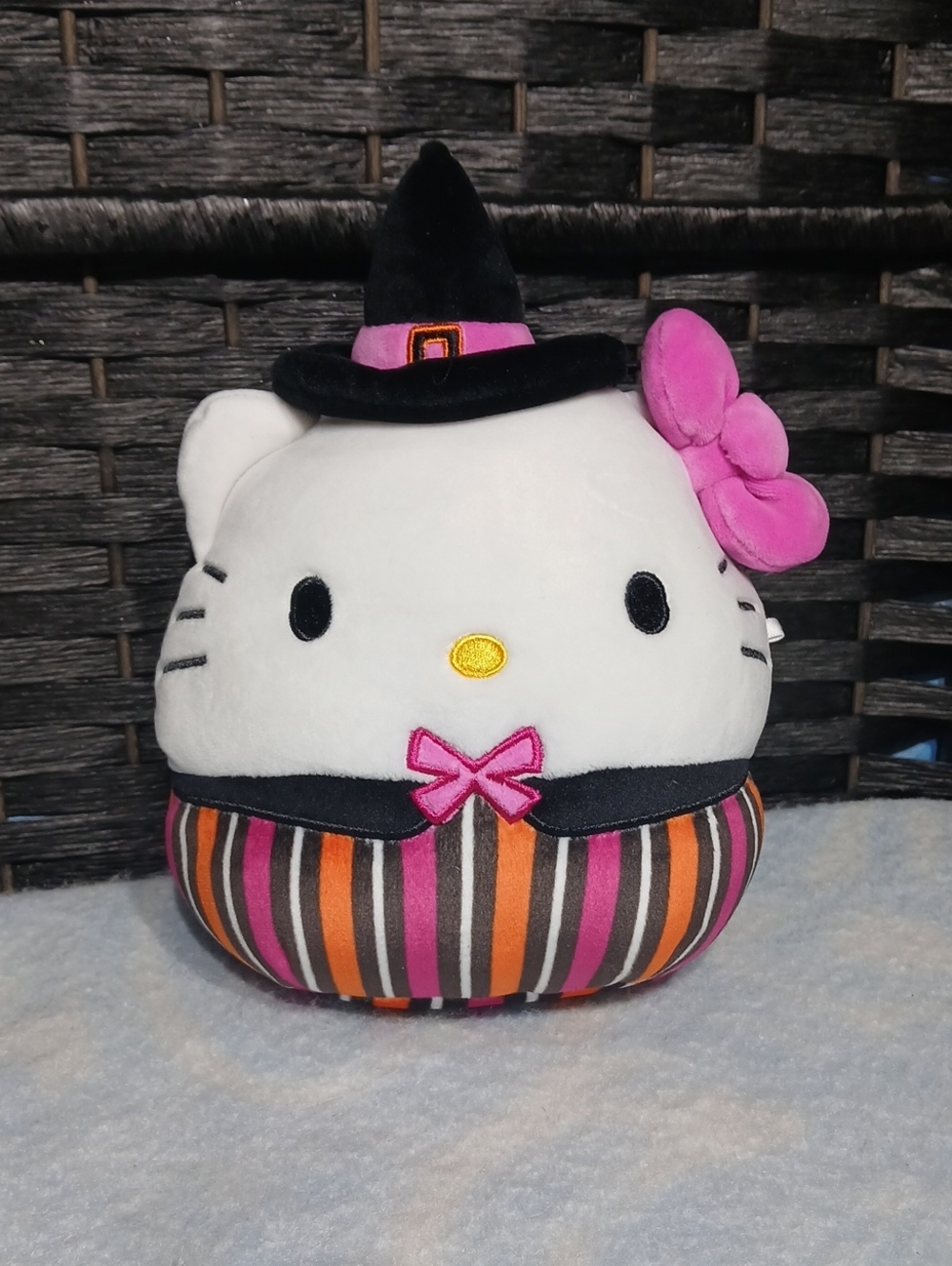Sanrio Squishmallow Hello Kitty Halloween Witch Plush 8"